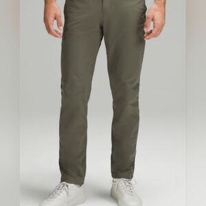 Lululemon Men's ABC 5-Pocket / Classic Fit Pant / Army Green - NWT